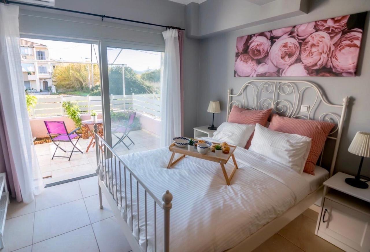 To Mikro Boutique Apartment Lefkada City Bagian luar foto